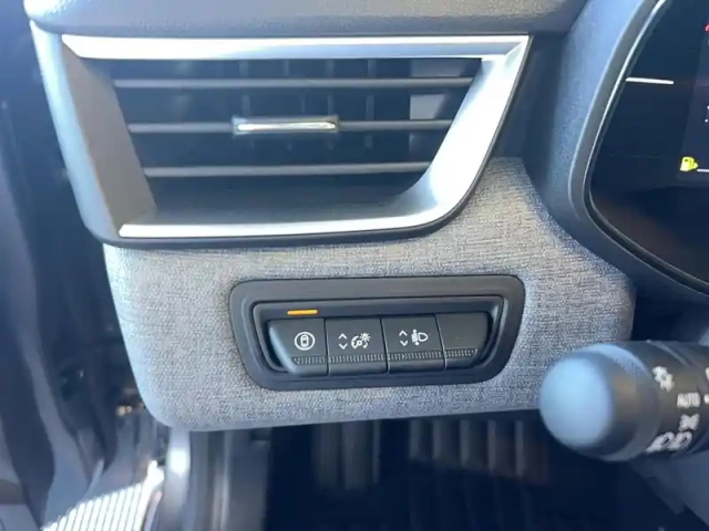 Renault Clio blue dci 100 ch gsr2 — photo 18
