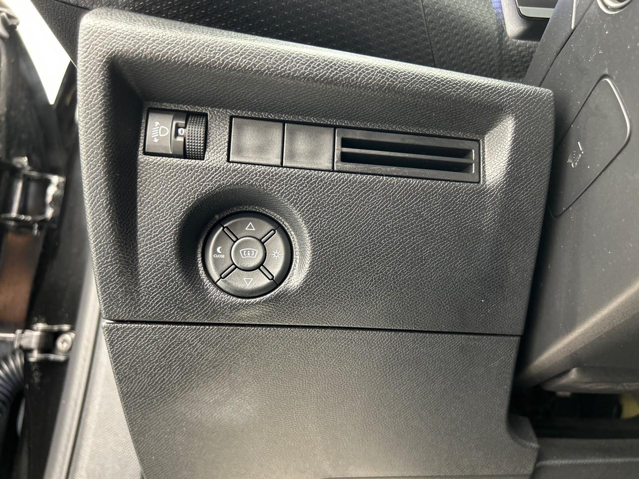 Citroën C4 puretech 130 s&s eat8 shine pack — photo 20