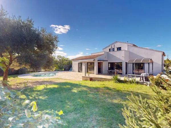 Villa 4 pièces 120 m²