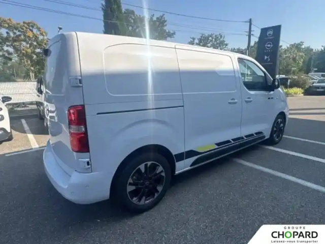 Opel Vivaro fgn sportive diesel 180 ch m automatique — photo 26