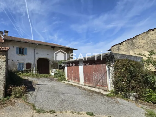 Grange179 m² à rénover - toiture bon état
