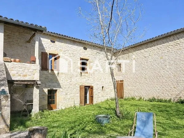 Maison en pierre + granges  Idéal artisan/projet locatif