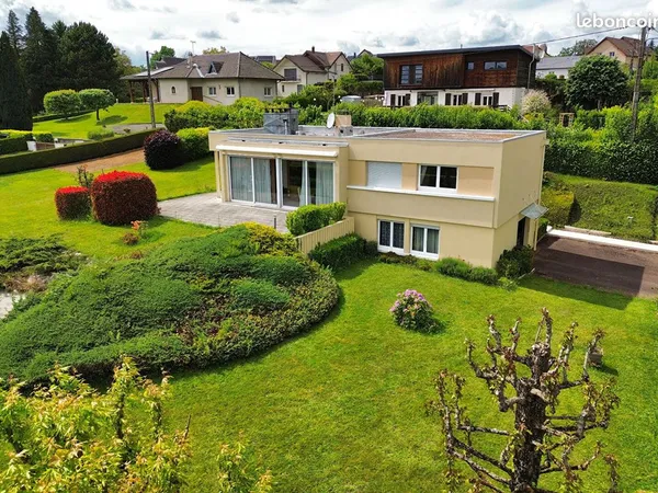 Propriété 7 pièces 150 m²