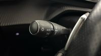 Peugeot 2008 1.2 PureTech 130ch S&S GT Line EAT8 7cv — photo 23