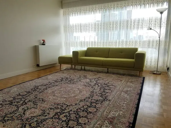 Appartement 4 pièces 77 m²