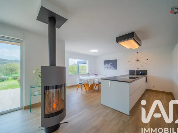 Maison 8 pièces 225 m²