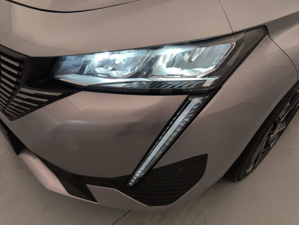 Peugeot 308 — photo 22
