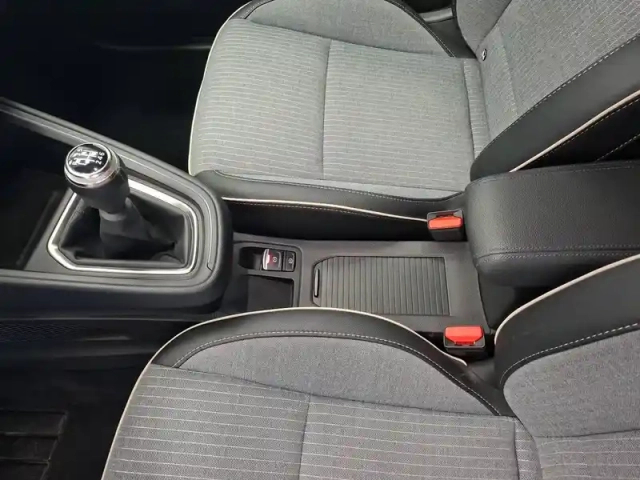 Renault Clio tce 90 ch gsr2 — photo 22