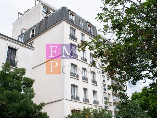 PARIS 12EME Studio - Bel Immeuble - Avenue Arnold Netter idé
