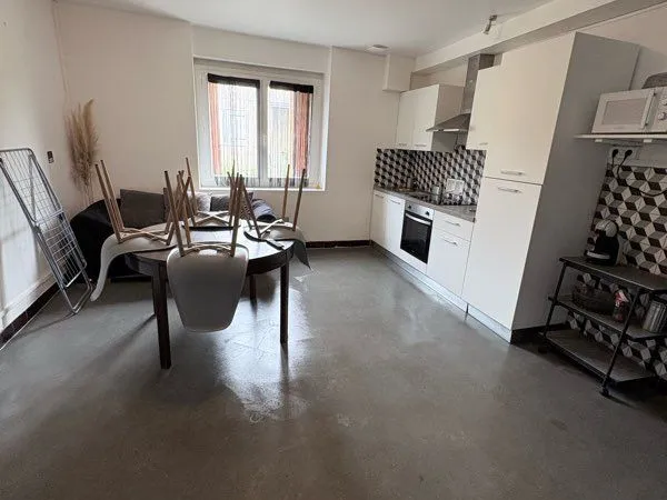 Maisonette avec grange