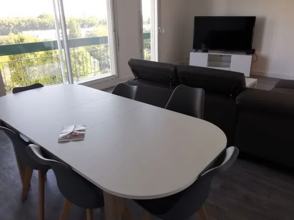 Loue chambre en colocation dans appartement - 100m²