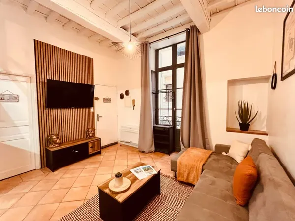 Location studio centre Nimes