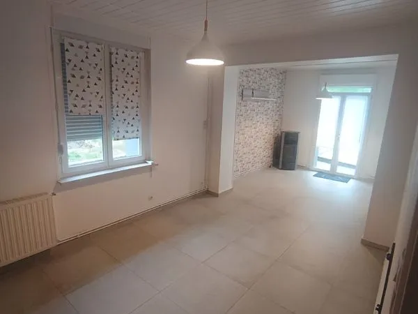 Loue jolie maison mitoyenne