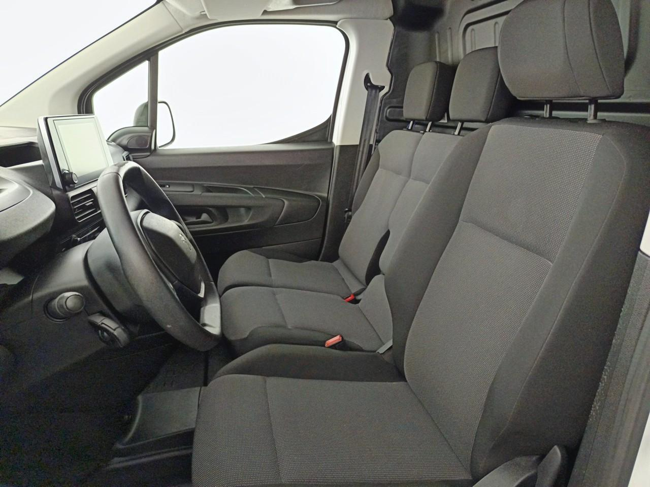 Peugeot Partner fourgon standard 650 kg bluehdi 100 s&s bvm5 premi — photo 9