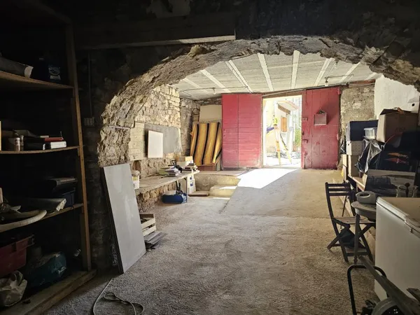 Stationnement Vente Éguilles   99000€