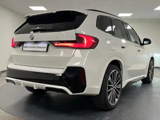 Bmw X1 sdrive18d 150ch m sport — photo 4