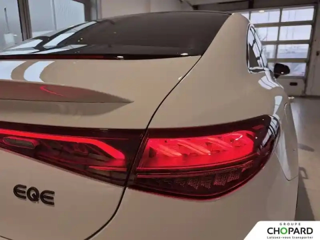 Mercedes Classe E eqe 53 mercedes-amg 4matic+ — photo 24