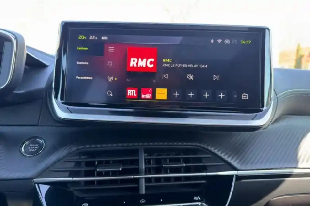 Peugeot 2008 hybrid 136 e-dcs6 — photo 95