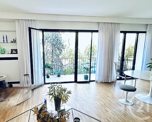 Appartement 3 pièces 94 m²