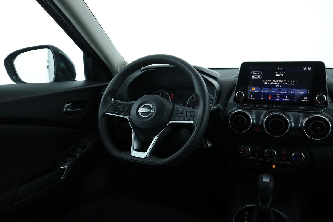 Nissan Juke 1.0 DIG-T Acenta DCT — photo 12