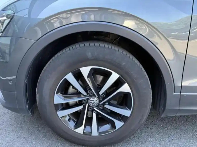 Volkswagen Tiguan 2.0 tdi 150ch iq.drive euro6d-t — photo 6