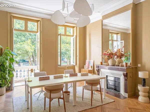 Saint Seurin - Bureau climatisé et privé au sein d'un coworking
