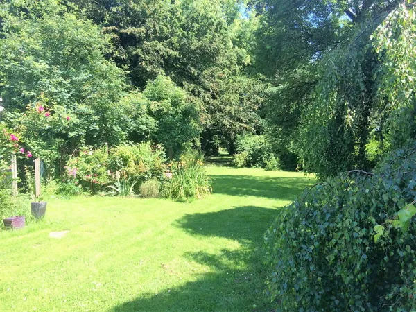 Loue chambre dans une propriété de 4000m² - Saint-Amand-les-Eaux (59)