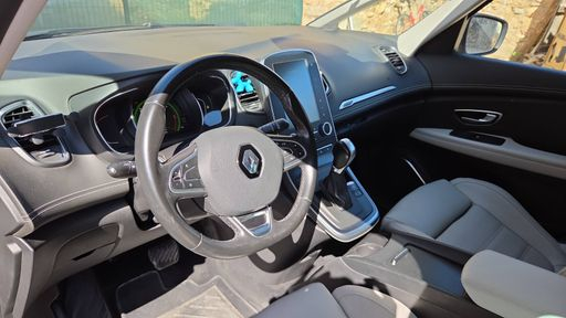 Renault Scenic 1.6 dCi 160 EDC6 - Edition One – 2016 – 138394 km – Diesel – Boîte Automatique — photo 33