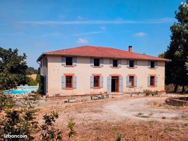 Propriété 8 pièces 370 m²