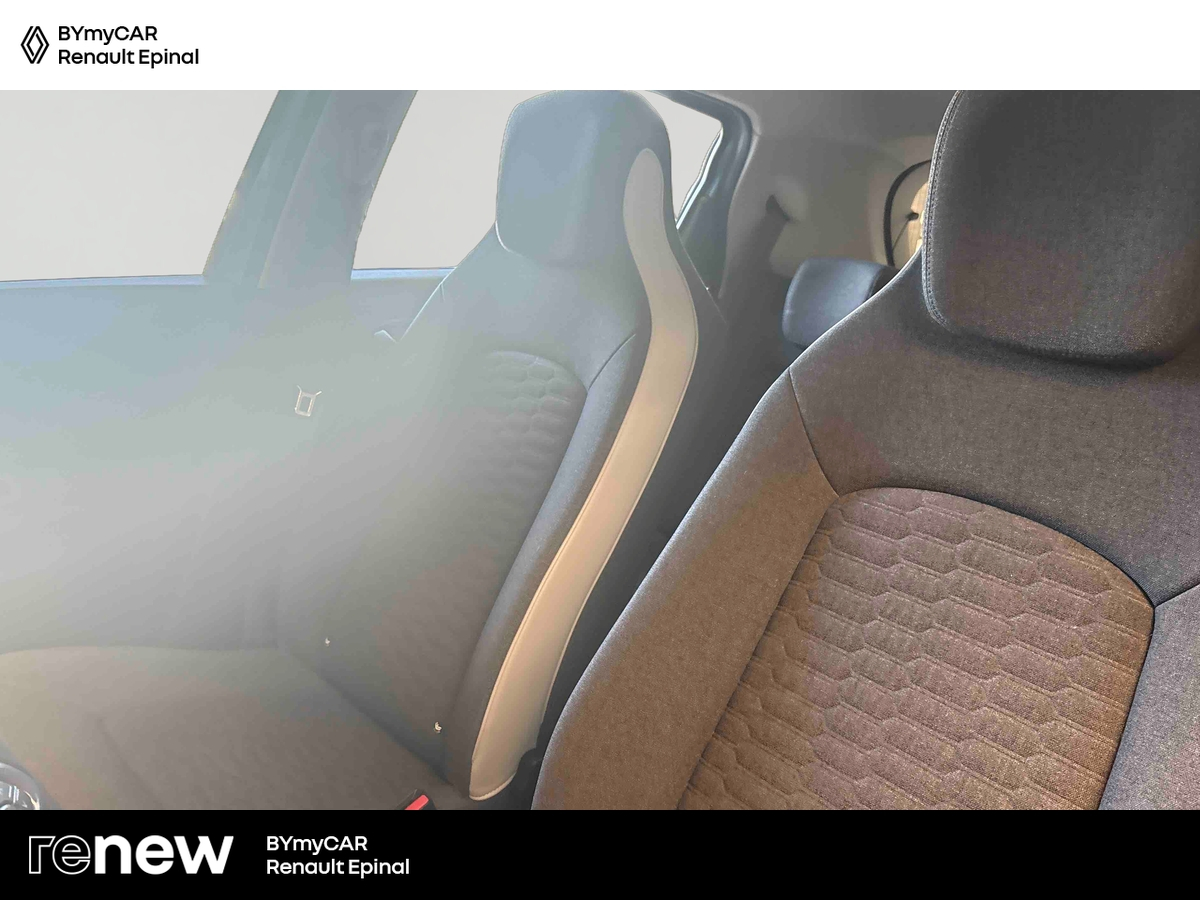 Renault Zoe R110 - 22B — photo 11