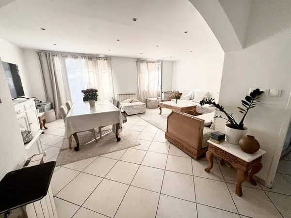 Appartement 4 pièces 80 m²