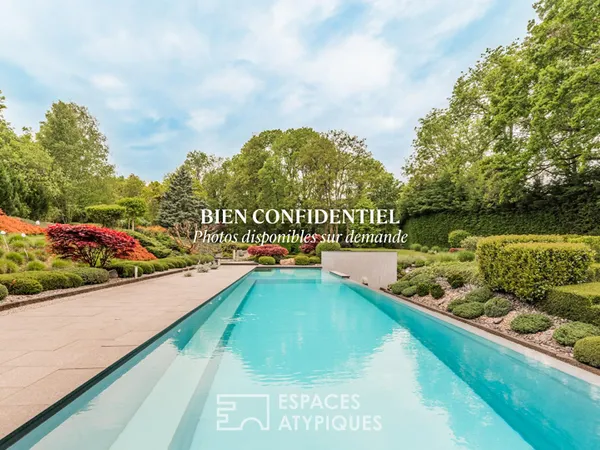 Villa d'architecte contemporaine aux lignes épurées et volumes d'exception