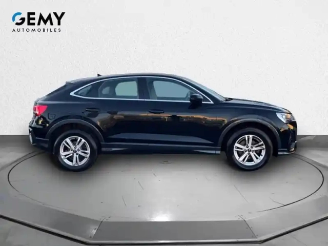 Audi Q3 sportback 35 tfsi 150 ch — photo 4