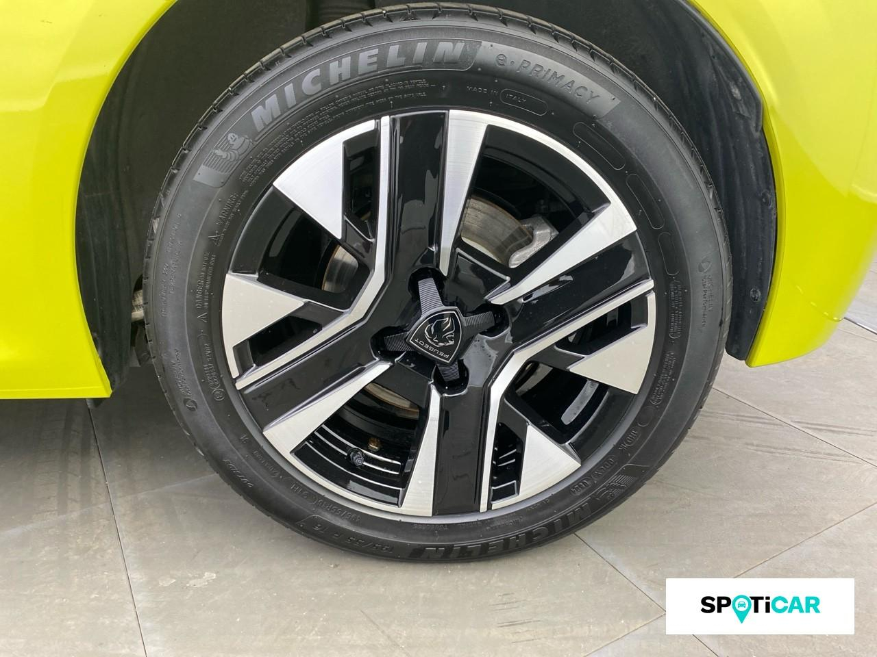 Peugeot 208 e-208 136ch 50 kwh allure — photo 11