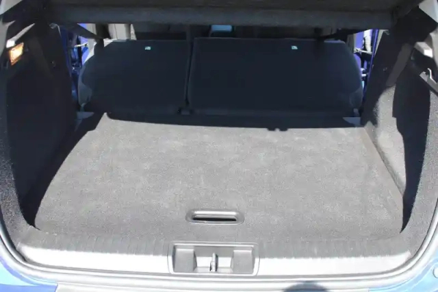 Renault Captur tce 155 edc fap — photo 14