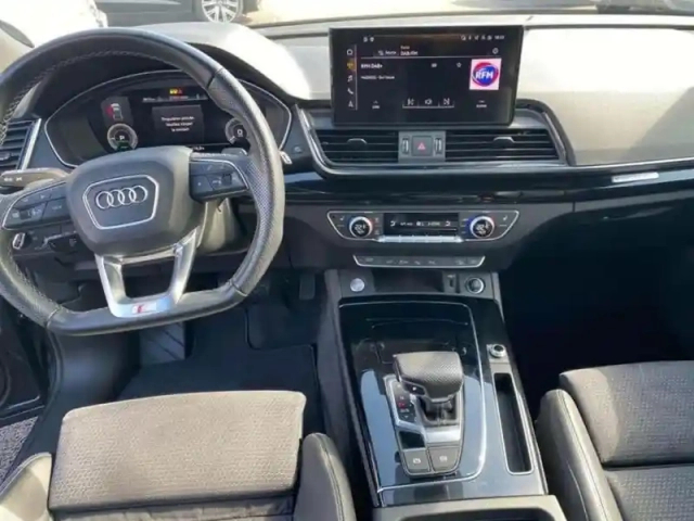 Audi Q5 55 tfsie 367 s tronic 7 quattro s line — photo 10