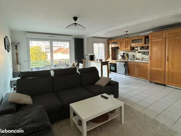Appartement - 3 pièces - 74 m² - Étage 3/6 - Annemasse centre