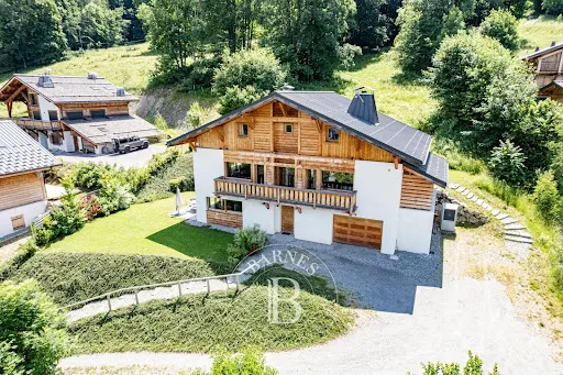 Chalet 10 pièces 347 m²