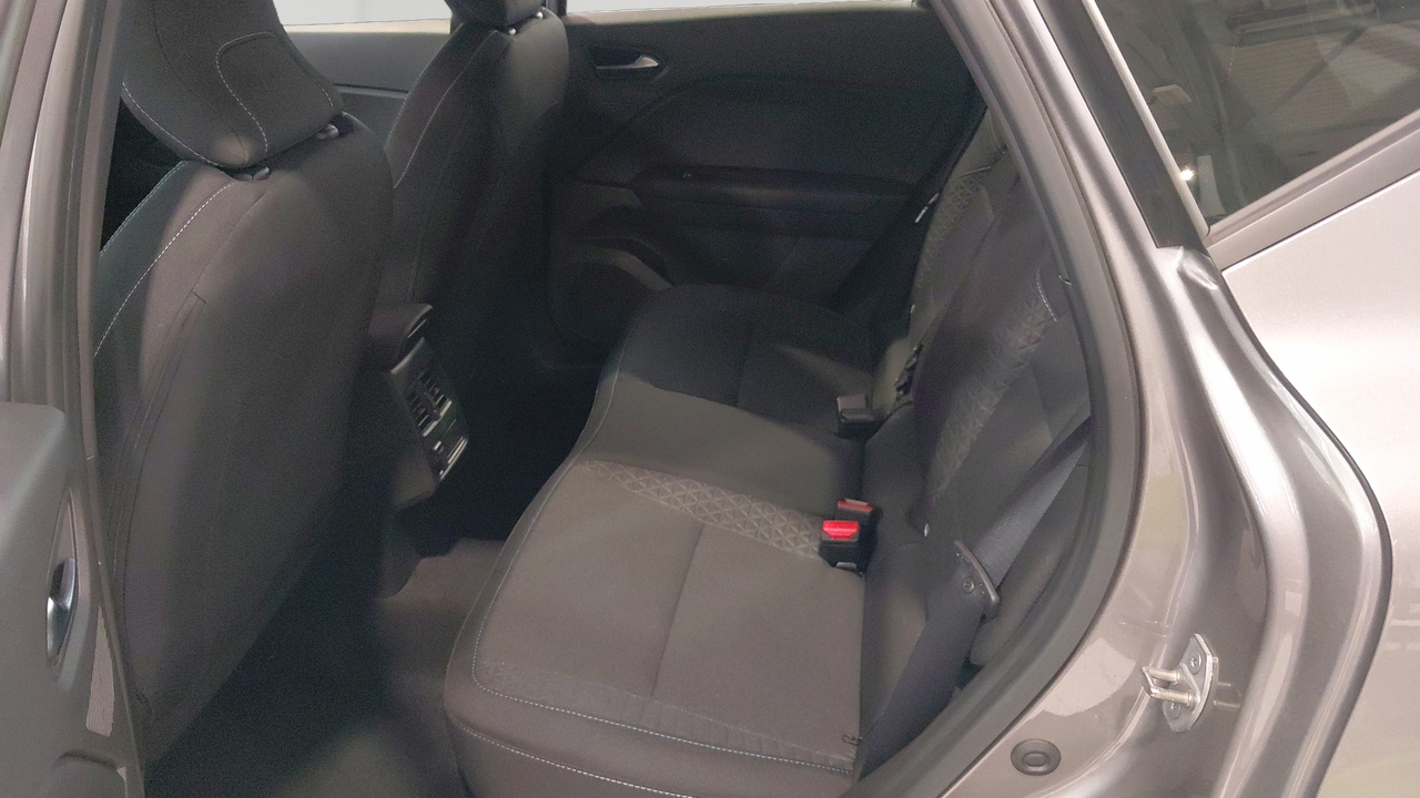 Renault Captur E-Tech full hybrid 145 ch — photo 12
