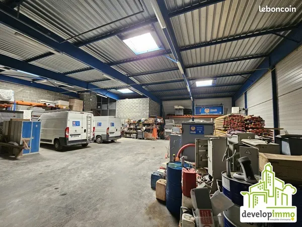 Local d'activité 1 200 m²