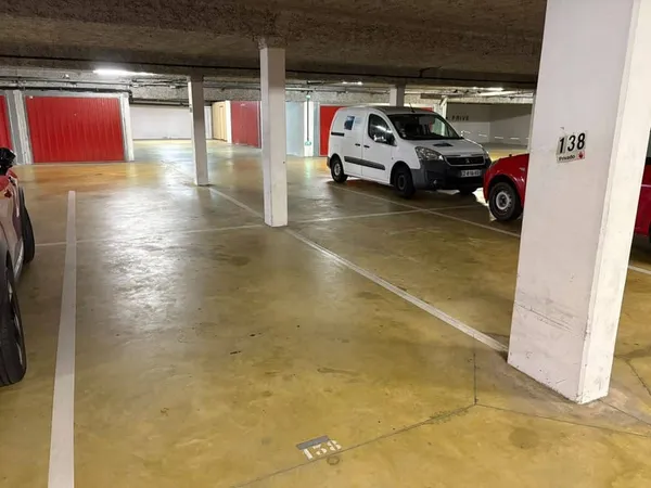 Garage et parking Location Hendaye 150€