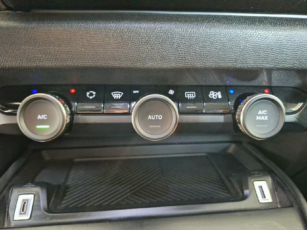Citroën C4 puretech 130 s&s eat8 feel pack — photo 16