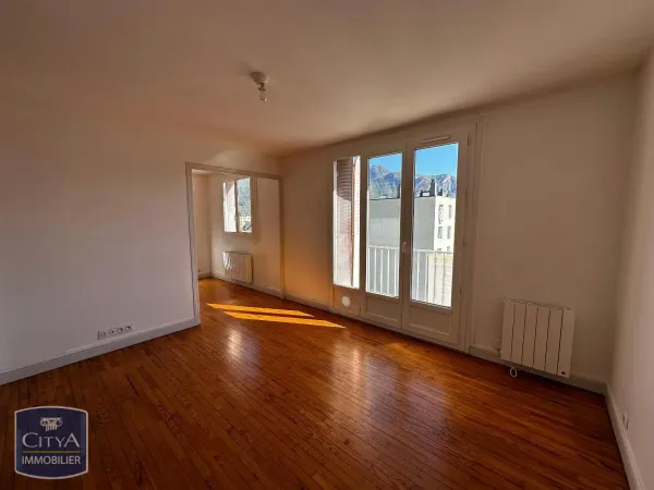 Appartement 4 pièces 63 m²