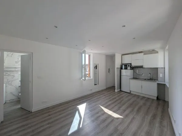 Studio 1 pièce 22 m²