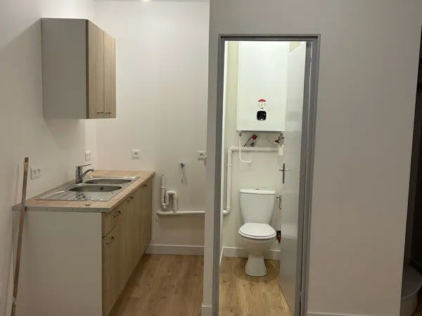 Appartement proche tout commerce et écoles refait à neuf avec climatisation réversible