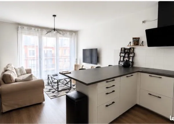 PONT-L'ÉVÊQUE - Bel appartement lumineux avec balcon