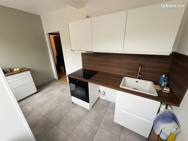 Appartement 1er étage dans immeuble privatif