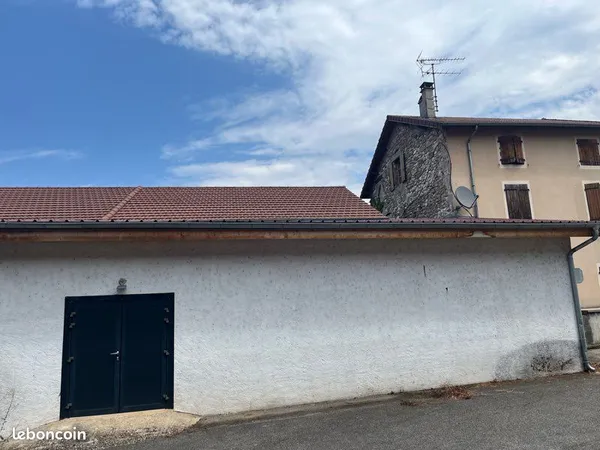 Local Commercial Brut - 190 m² - Beau Potentiel & Aménagement Sur Mesure