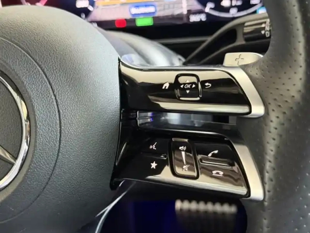 Mercedes Glc 400 e  hybrid eq 4matic am — photo 4