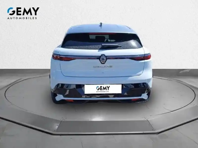 Renault Megane e-tech ev60 220 ch super charge — photo 5